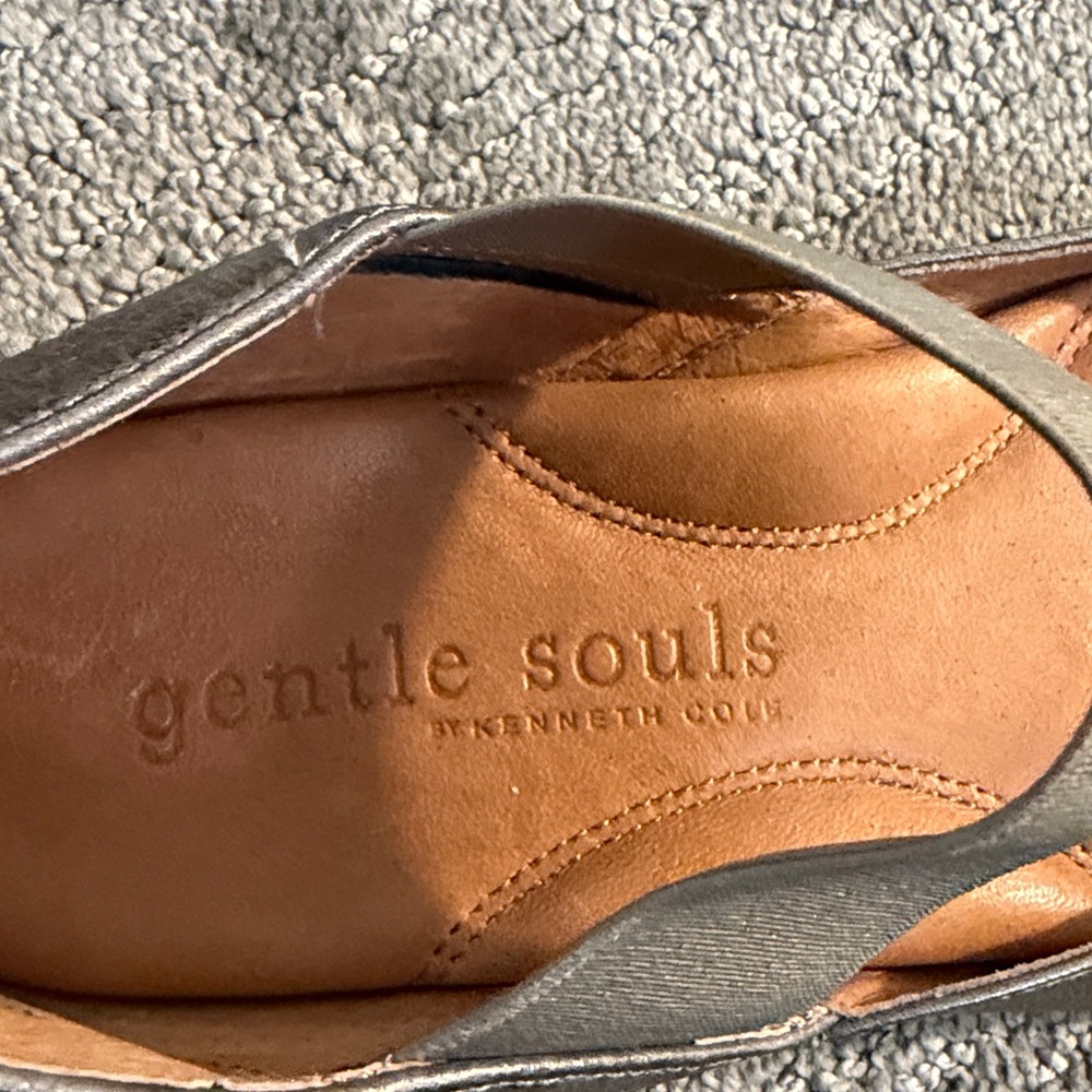 Gentle Souls Metallic Gold Flats - Picture 6 of 7